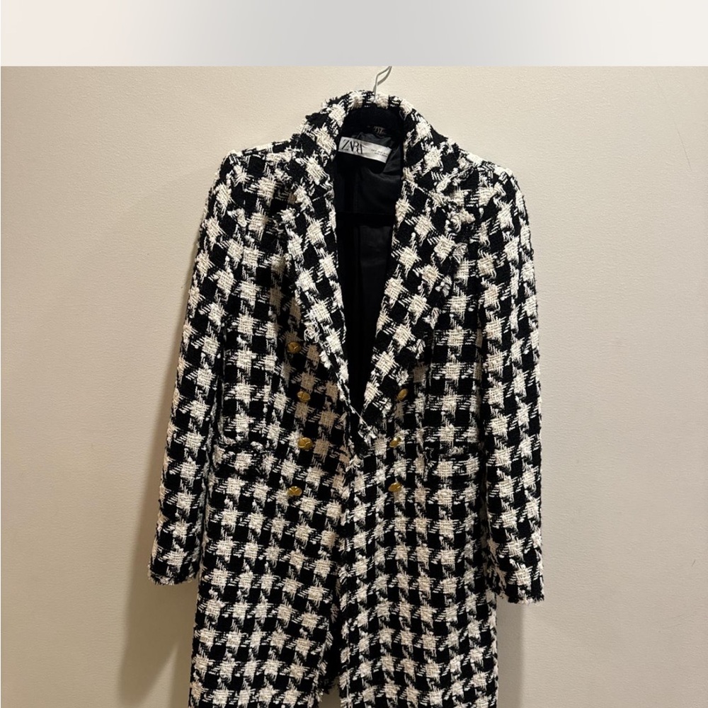 Zara Women's Black and White Checkered Blazer
